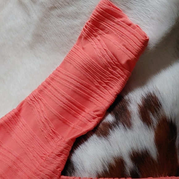 3/$50 Peach Blouse Allison Daley Sz Sm - Picture 2 of 4